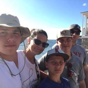 Meet your Posher, Heidi